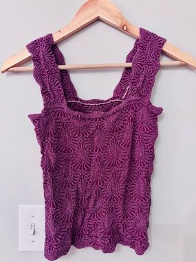 Free People Burgundy Floral Tank Top Ruffle Strap Textured Stretchy Size M/L